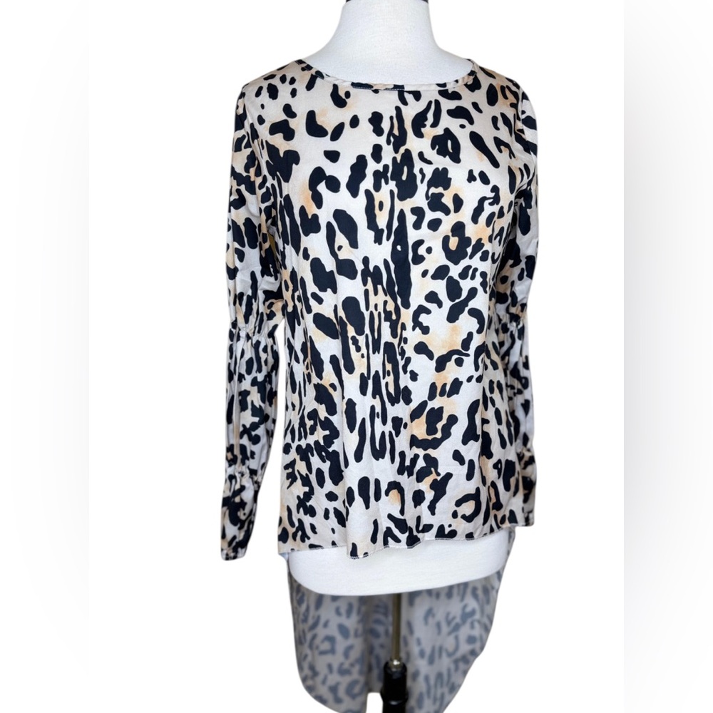 Leopard Print Long Sleeve Top high low